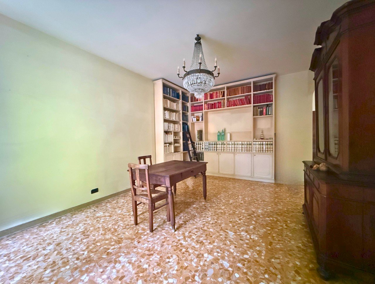 Apartment Reggio nell'Emilia - photo 2
