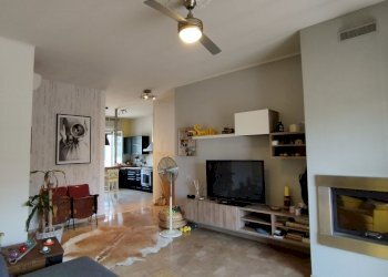 Capannone Collecchio - foto 54