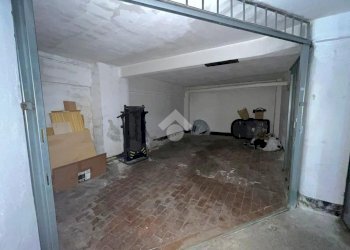 Box Via Amerigo Vespucci, Genova (zona Pegli) - foto 2