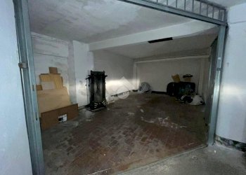 Box Via Amerigo Vespucci, Genova (zona Pegli) - foto 15