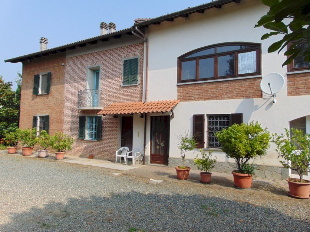 Casa indipendente Alessandria - foto 1