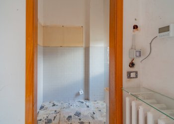Four-room apartment Via Cesare Battisti, Caraglio - photo 11