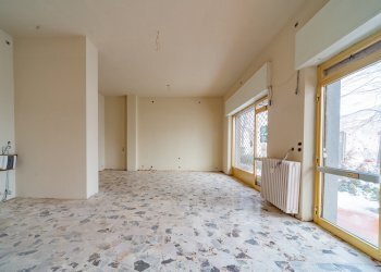 Four-room apartment Via Cesare Battisti, Caraglio - photo 2