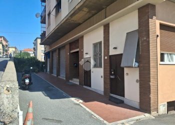Trilocale Via Costacavalli, Savona (zona Legino) - foto 24
