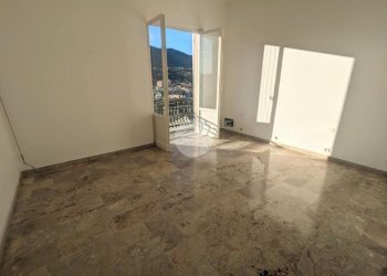 Porzione di casa Via Castelluccio, Genova (zona Certosa) - foto 7