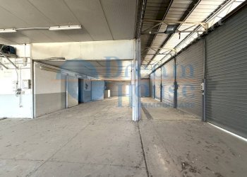 Foto 2 - Capannone Via Molino San Antimo, Roseto degli Abruzzi - foto 2