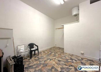 Foto 3 - Magazzino Piazza Assereto, Loano - foto 3