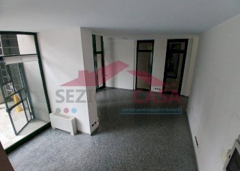 Foto 4 - Negozio PAZZA ALCIDE DE GASPERI
 
3, Saronno - foto 4