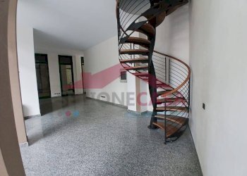 Foto 12 - Negozio PAZZA ALCIDE DE GASPERI
 
3, Saronno - foto 12