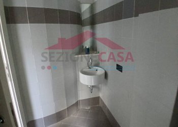 Foto 32 - Negozio PAZZA ALCIDE DE GASPERI
 
3, Saronno - foto 32