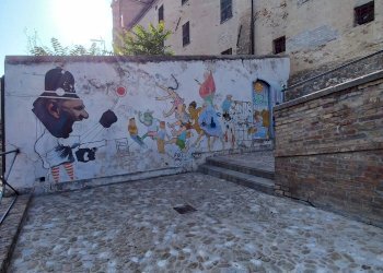 Foto 4 - Casa indipendente piazza Cortile
 
7, Monte Urano - foto 4