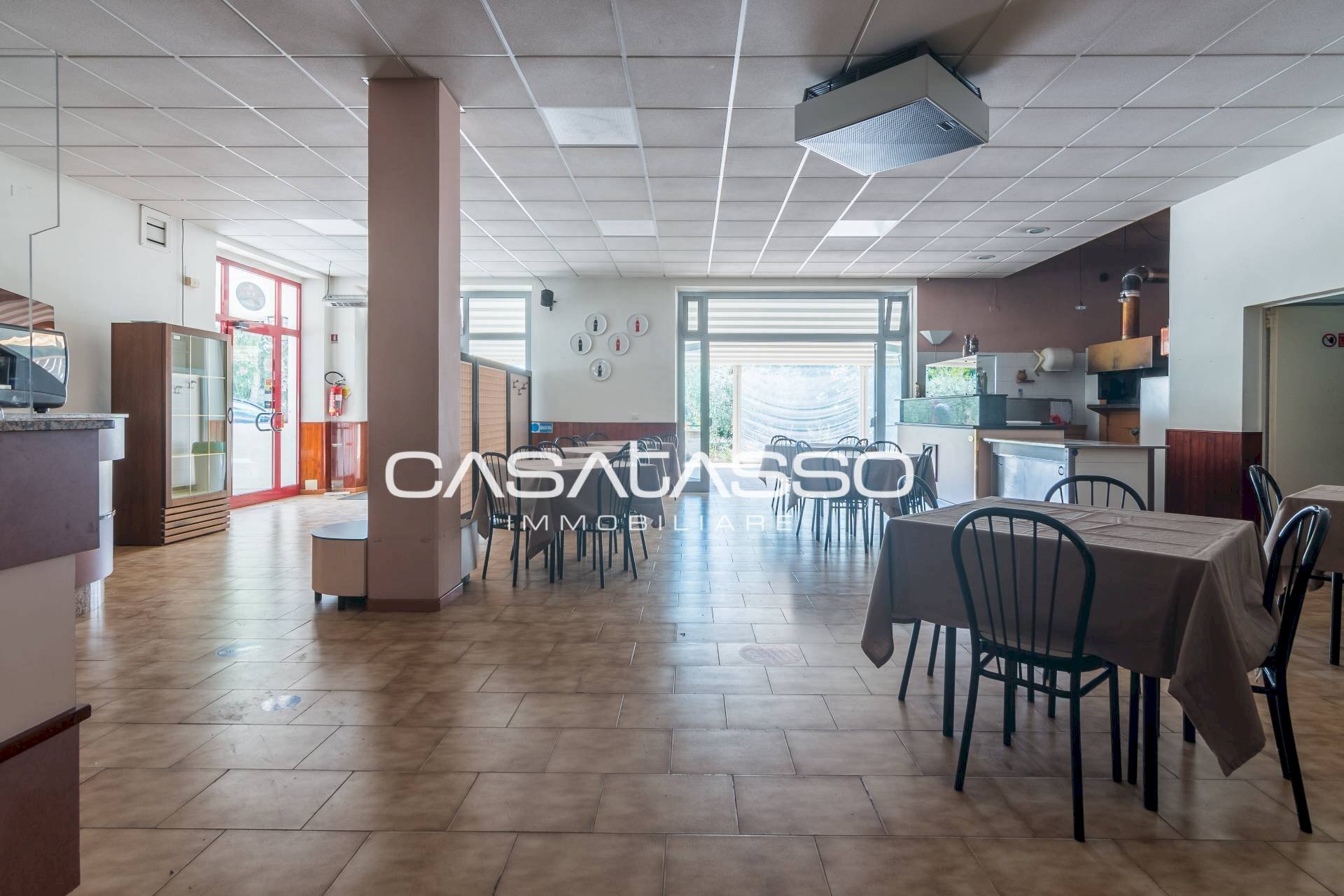 Foto 2 - Commercial Premises Via Vedasto Vecchietti, Pollenza - photo 2