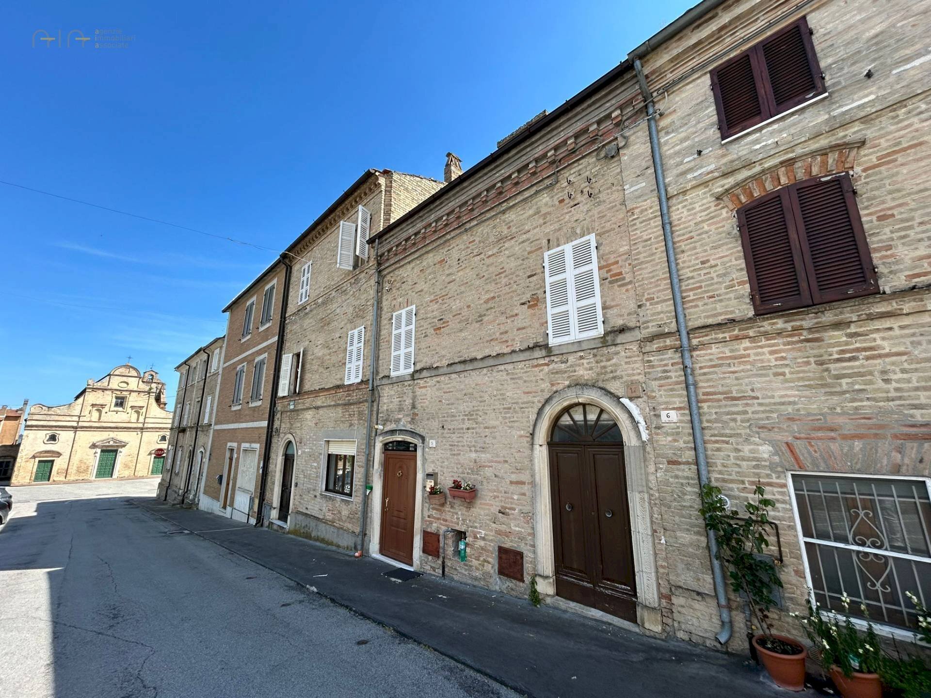 Foto 1 - Independent house via G. Marconi
 
5, Carassai - photo 1