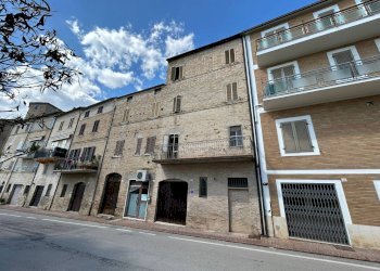 Foto 3 - Casa indipendente via G. Marconi
 
5, Carassai - foto 3