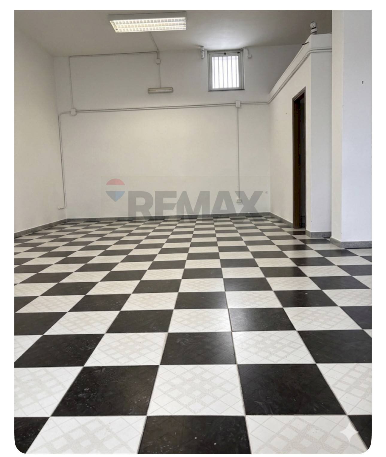 Stanza vuota - Commercial Premises Via Magliano
 
8, Capurso - photo 1