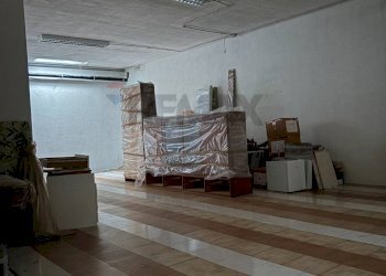 Ricezione / Lobby - Commercial Premises Via Magliano
 
8, Capurso - photo 4