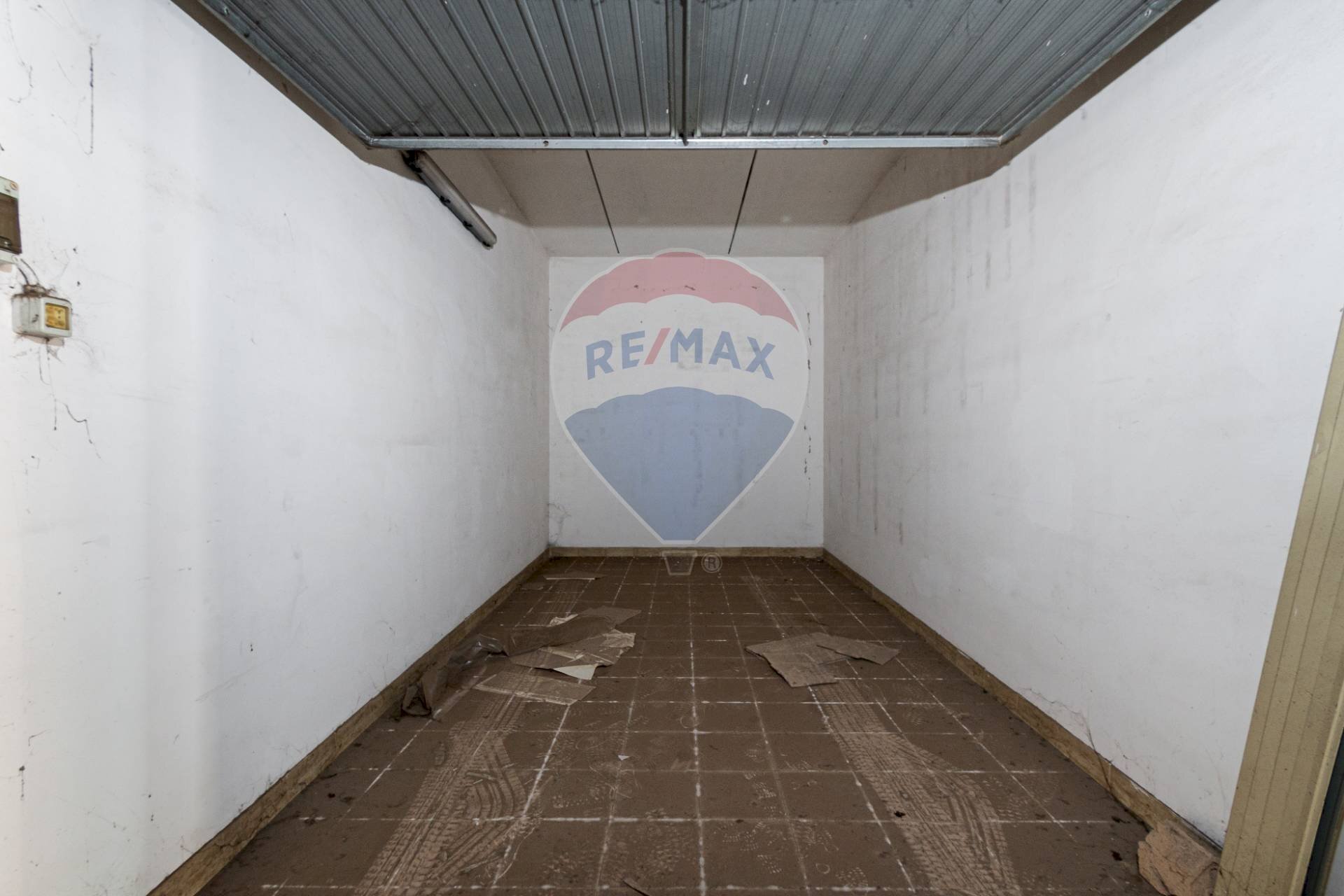 Parcheggio - Box VIA FEDERICO FELLINI
 
1/41, Fiano Romano - photo 1