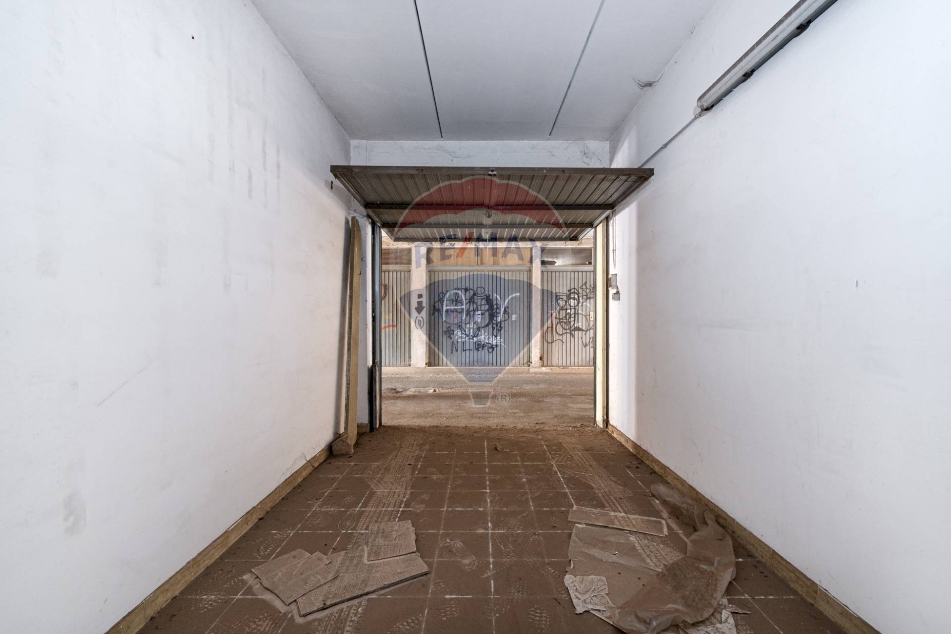 Parcheggio - Box VIA FEDERICO FELLINI
 
1/41, Fiano Romano - photo 3