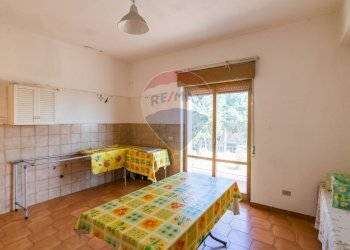 Sala da pranzo - Villa Contrada Archi, Scordia - foto 38