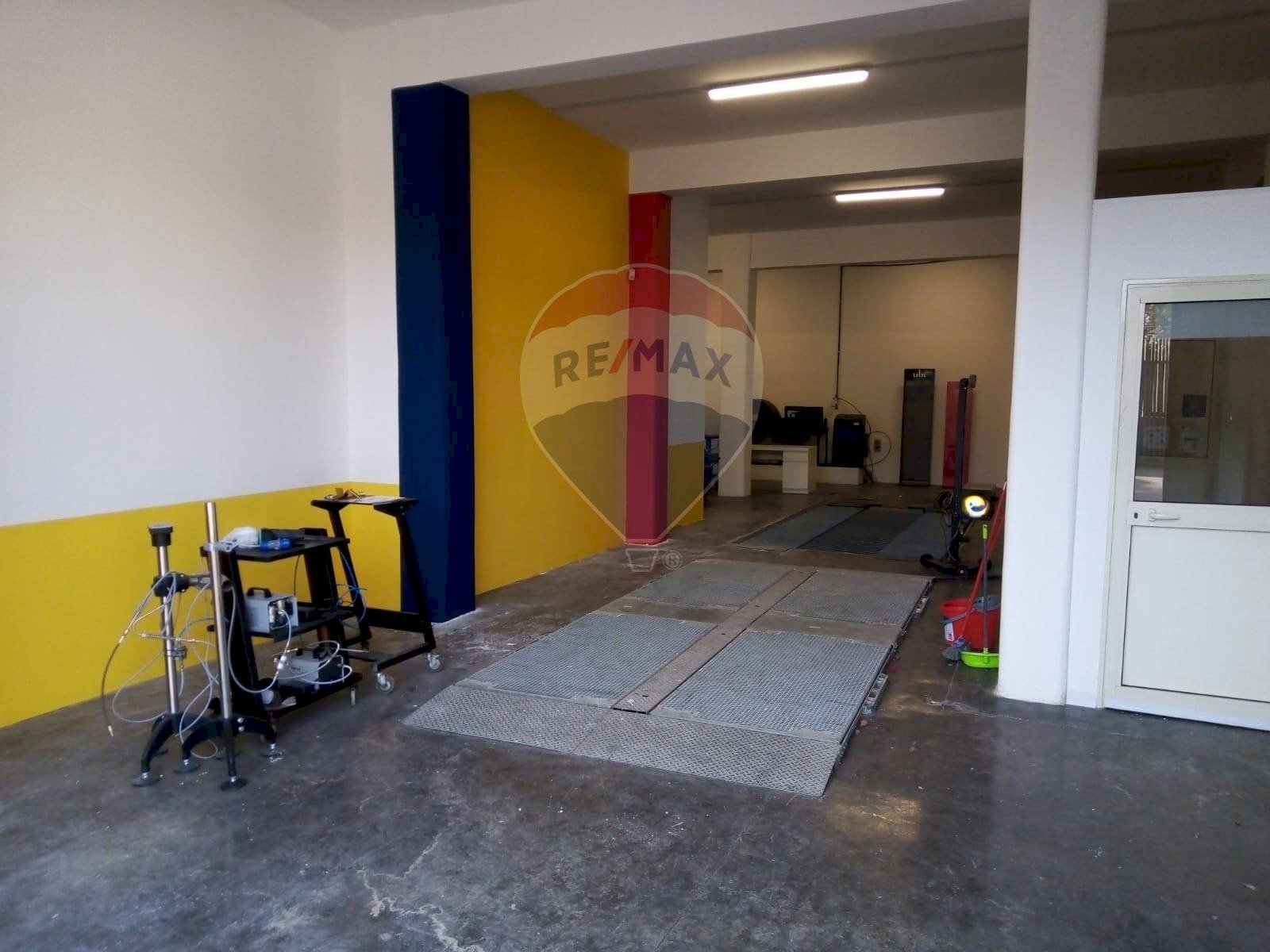 Palestra - Locale Commerciale Via Giorgio de Chirico
 
2, San Gregorio di Catania - foto 3