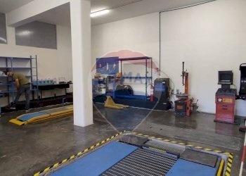 Palestra - Locale Commerciale Via Giorgio de Chirico
 
2, San Gregorio di Catania - foto 9