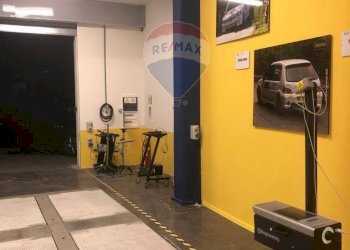 Palestra - Locale Commerciale Via Giorgio de Chirico
 
2, San Gregorio di Catania - foto 15