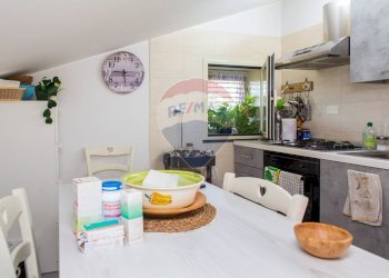 Cucina - Trilocale via michele grassi barbagallo
 
24D, Giarre - foto 11