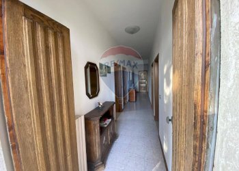 Hall / corridoio - Casa indipendente Arezzo - foto 6