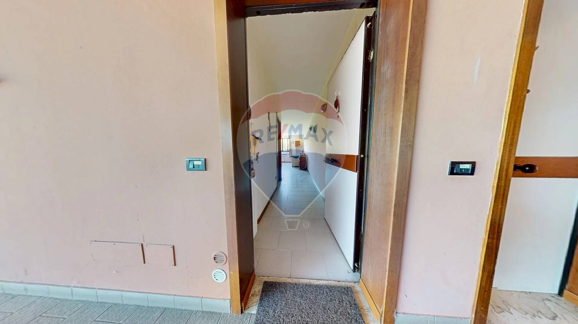 Hall / corridoio - Bilocale Via Del Cantinone, Bastia Umbra - foto 3