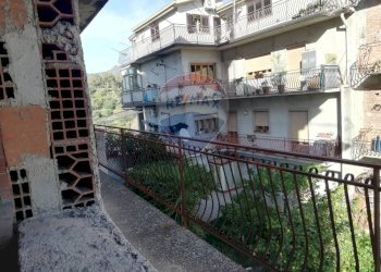 Balcone - Appartamento via libertà
 
4, Francavilla di Sicilia - foto 4