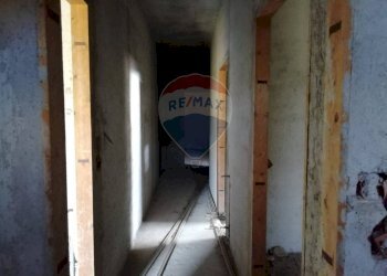 Hall / corridoio - Appartamento via libertà
 
4, Francavilla di Sicilia - foto 8