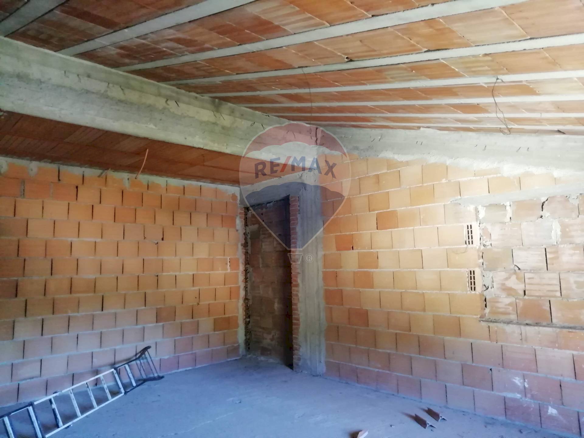 Stanza vuota - Attic via libertà, Francavilla di Sicilia - photo 3