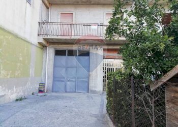 Casa all\'aperto - Box via libertà, Francavilla di Sicilia - foto 1