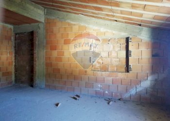 Dettagli - Box via libertà, Francavilla di Sicilia - foto 5