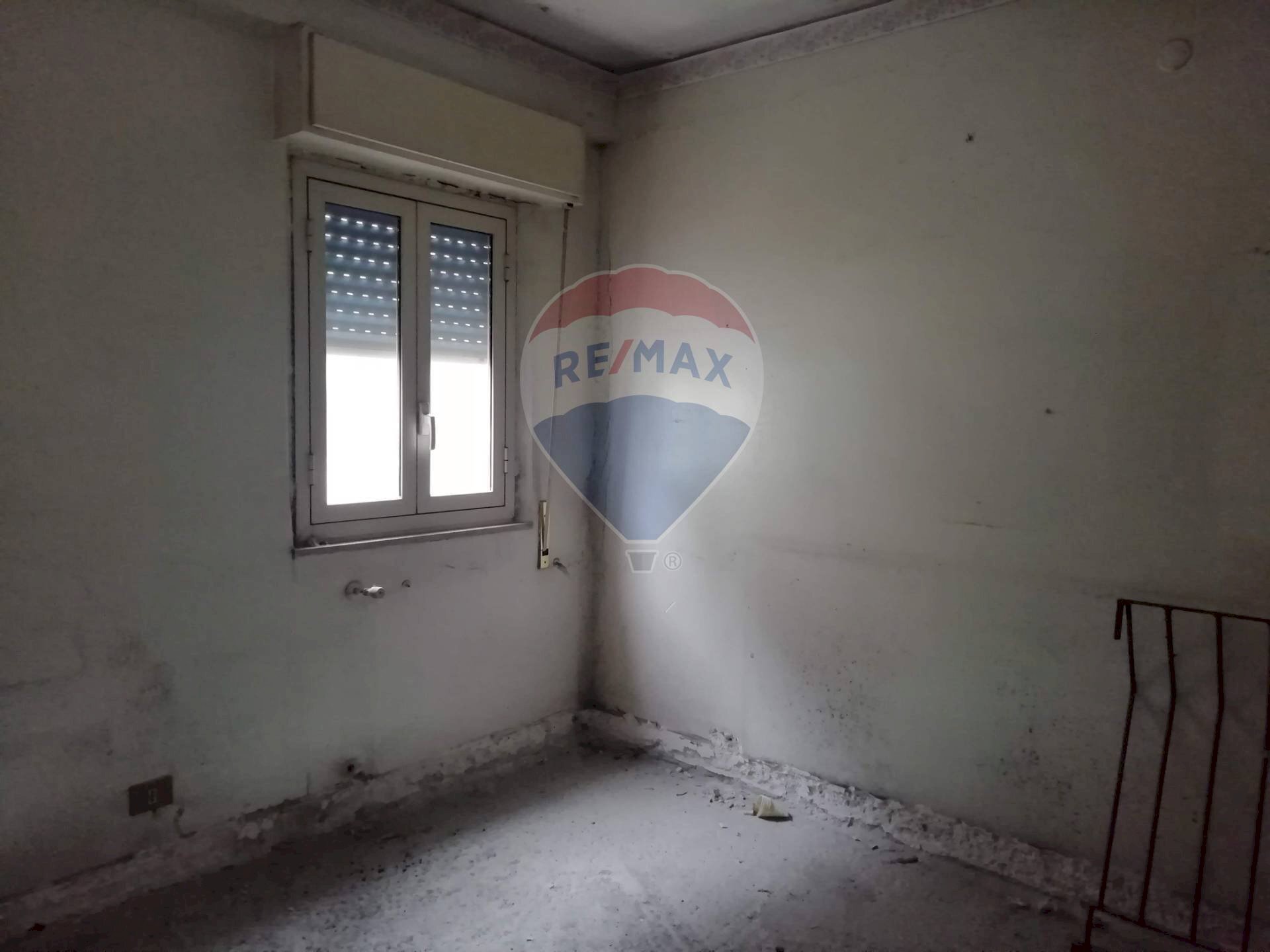 Stanza vuota - Bilocale via palermo, Francavilla di Sicilia - foto 2