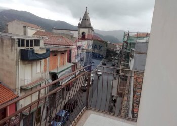 Balcone - Bilocale via palermo, Francavilla di Sicilia - foto 1