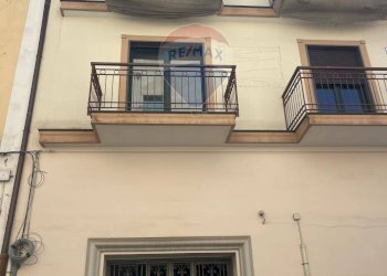 Edificio all\'aperto - Appartamento Corso Avezzana
 
49, Torre del Greco - foto 1