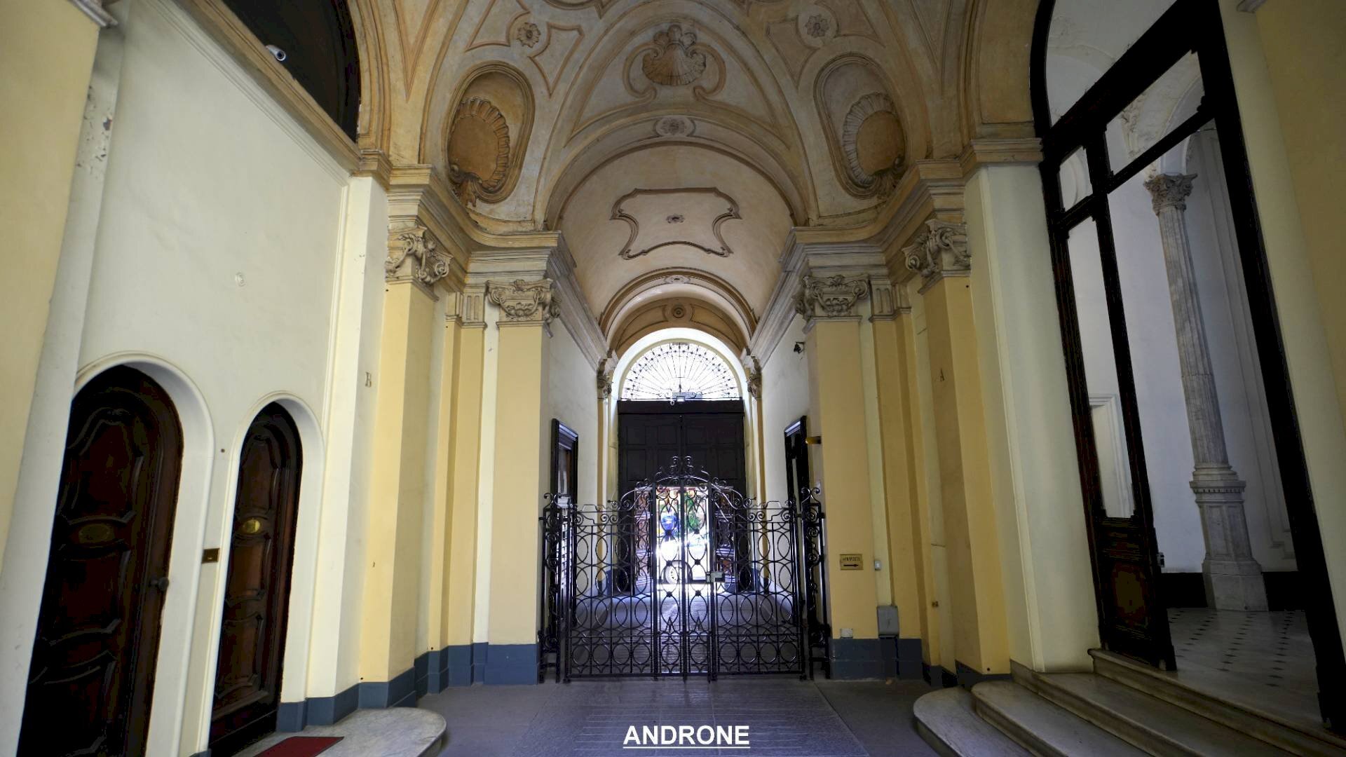 Foto 2 - Two-room apartment Via Santa Teresa
 
10, Torino - photo 2