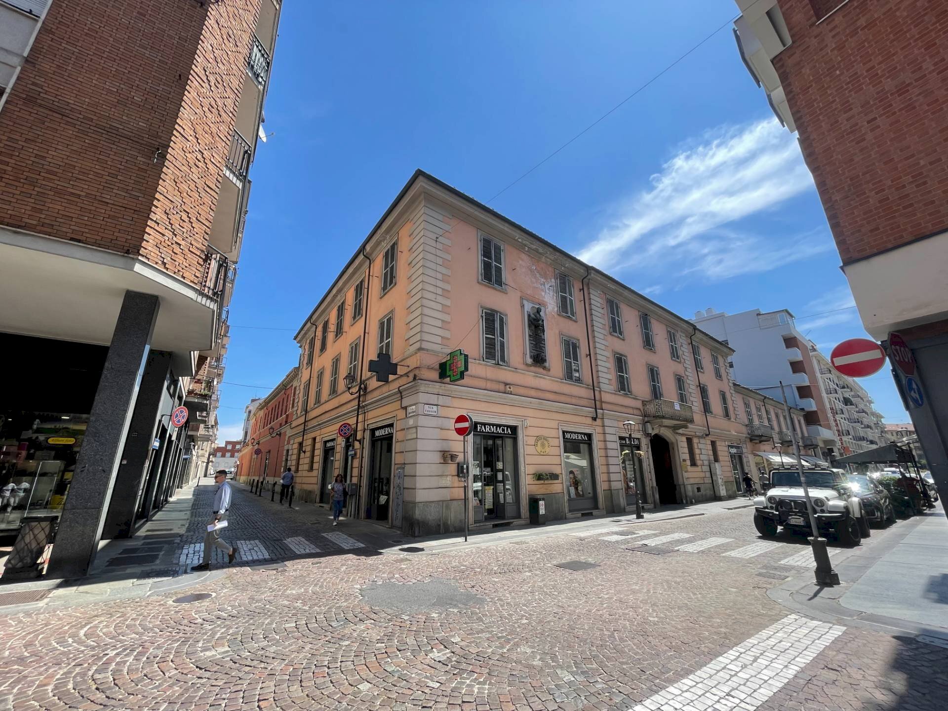 Foto 2 - Stabile - Palazzo via Cavour
 
92, Asti - foto 2