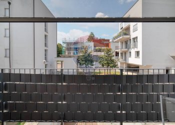 Balcone - Trilocale Via Carducci
 
35, Cologno Monzese - foto 32