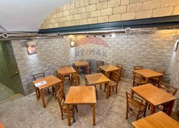 Sala da pranzo - Shop Piazza San Bernardo
 
108, Roma - photo 10