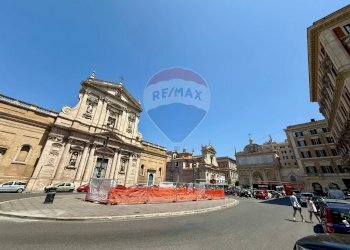 Edificio all\'aperto - Shop Piazza San Bernardo
 
108, Roma - photo 20