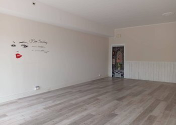 Foto 17 - Attività Commerciale via roma
 
4, Calci - foto 17