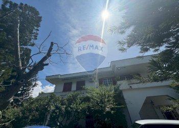 Edificio all\'aperto - Villa Borgetto - photo 91