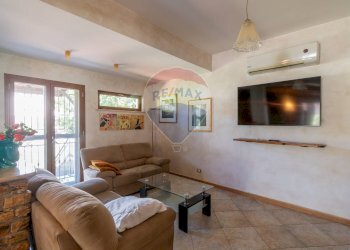 Soggiorno - Villa Palermo - foto 29