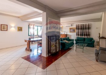 Soggiorno - Villa Palermo - foto 43