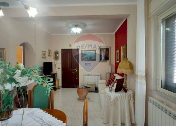 Sala da pranzo - Villa via S. Vicinale Caputello
 
2/4, Monreale - foto 10