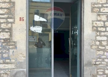 Edificio all\'aperto - Commercial Premises Trapani - photo 2