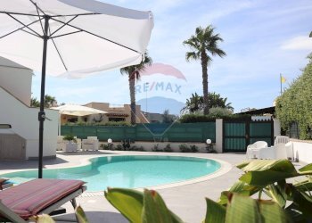 Piscina - Villa Campobello di Mazara - foto 1