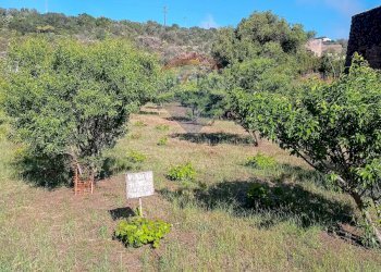 Vista delle montagne - Terreno edificabile Località Bonsulton, Pantelleria - foto 8